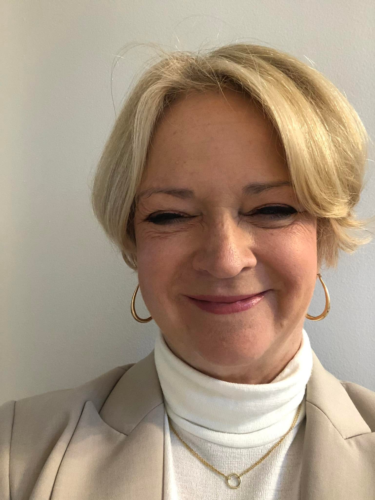 Annette - Rush Mobile Notary Hamptons